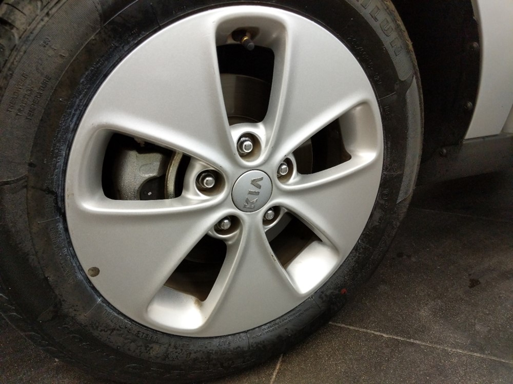 2016 Kia Soul - Wheel