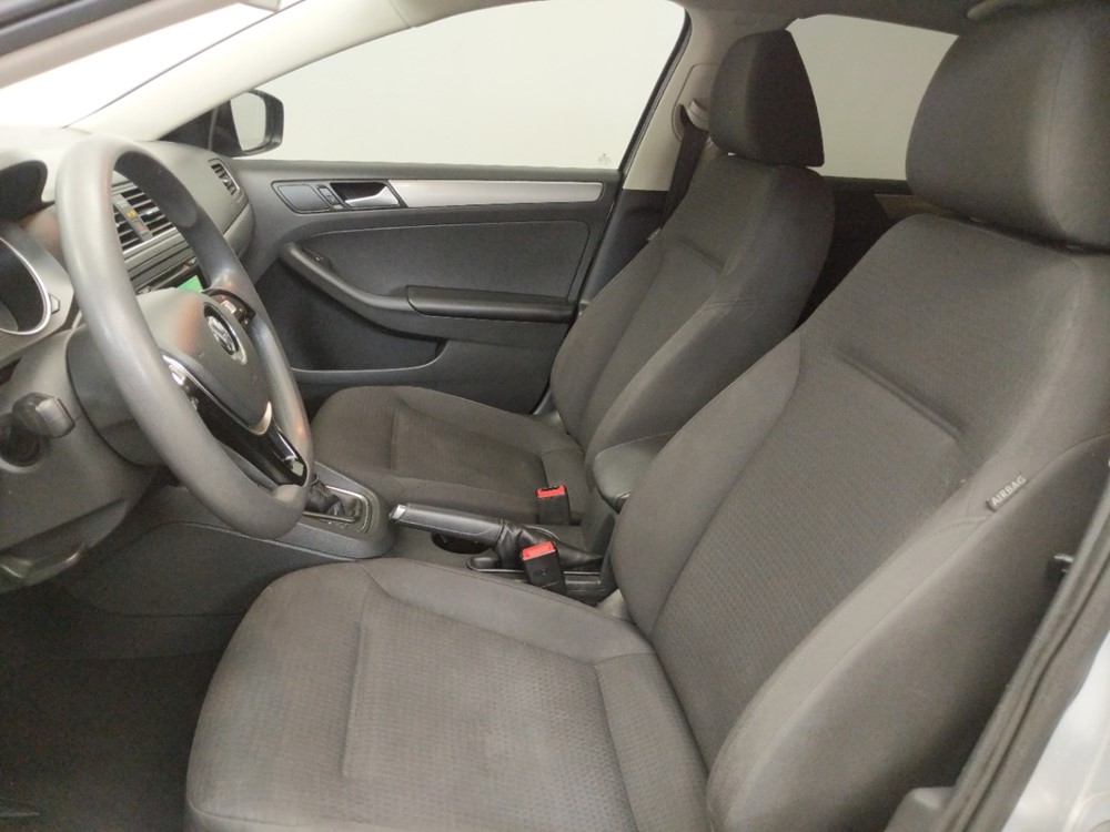 2015 Volkswagen Jetta - Driver Front Seat