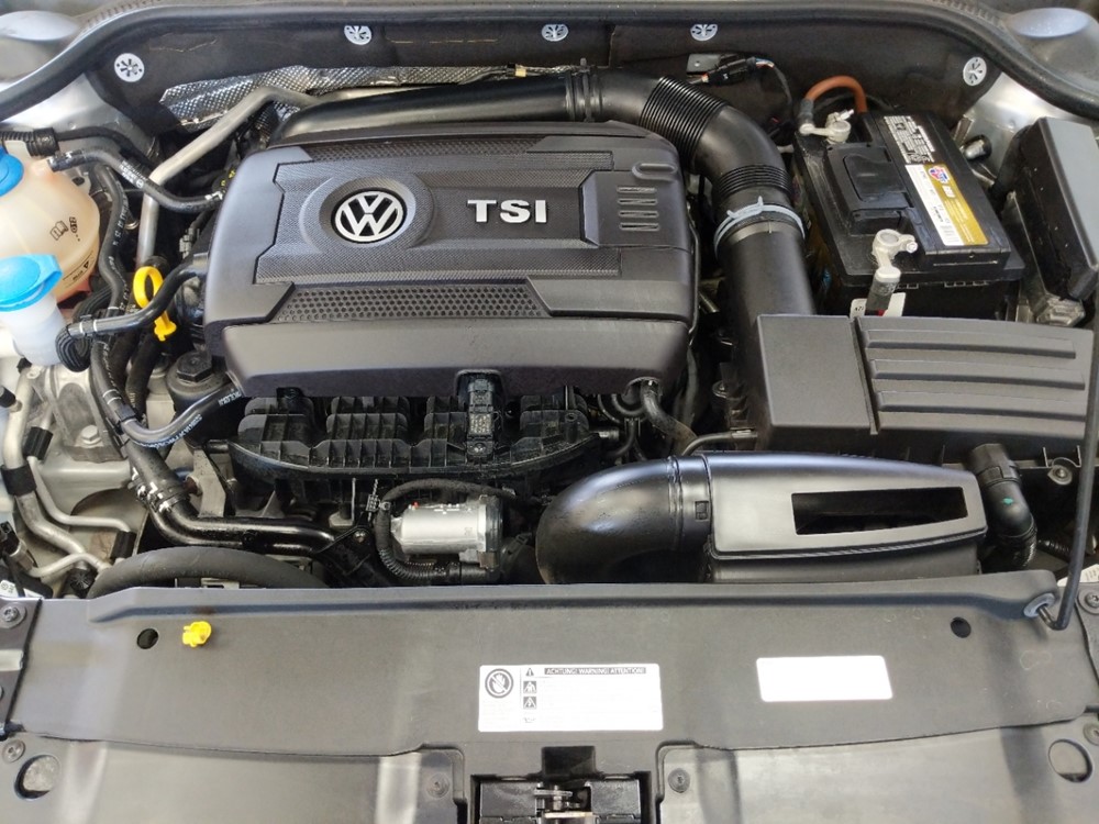 2015 Volkswagen Jetta - Engine
