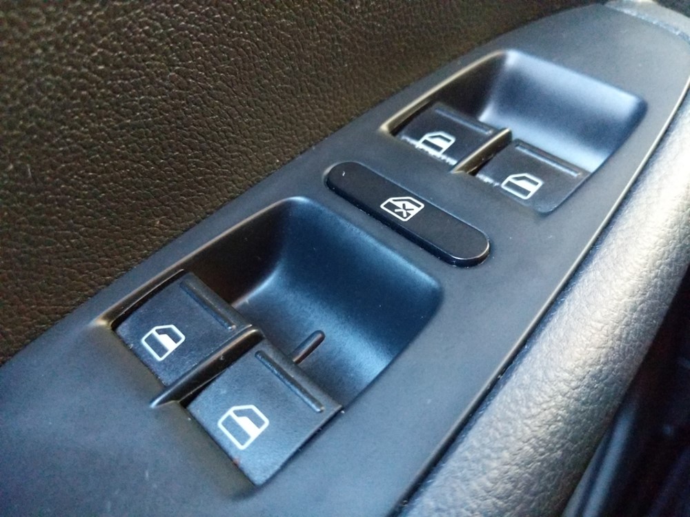 2015 Volkswagen Jetta - Driver Power Windows/Lock Control