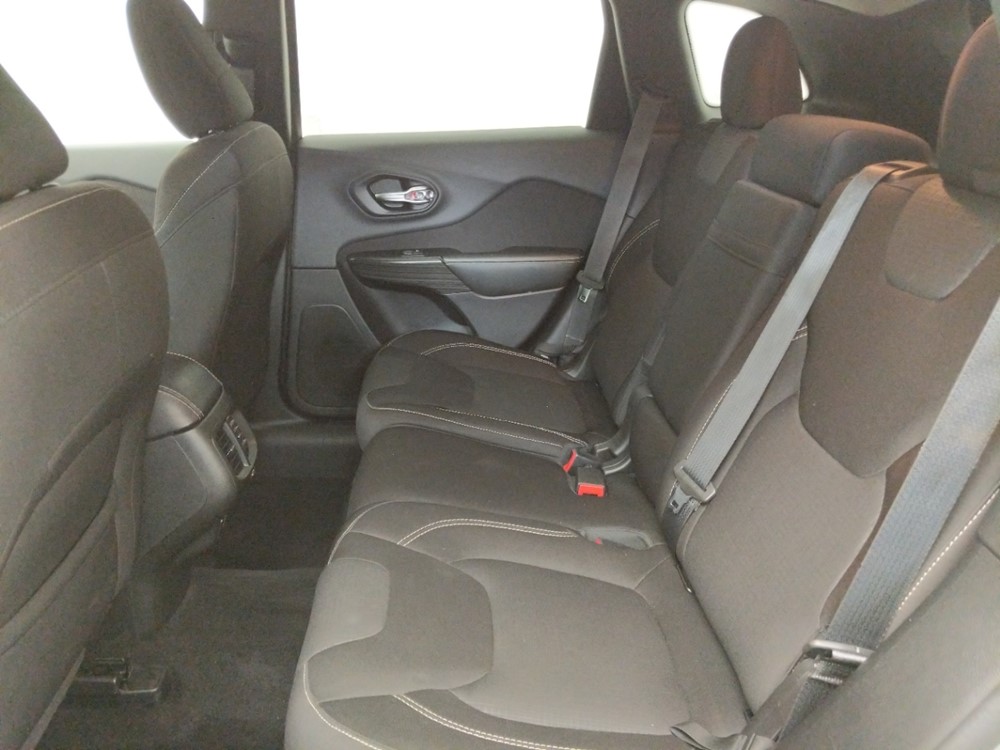 2015 Jeep Cherokee - Driver Rear Seat
