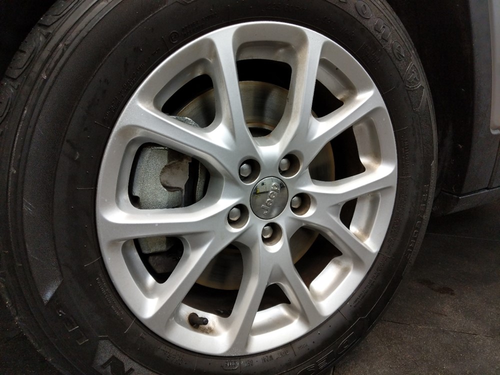2015 Jeep Cherokee - Wheel