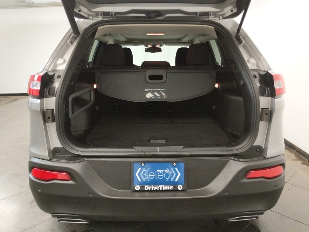 2015 Jeep Cherokee - Trunk