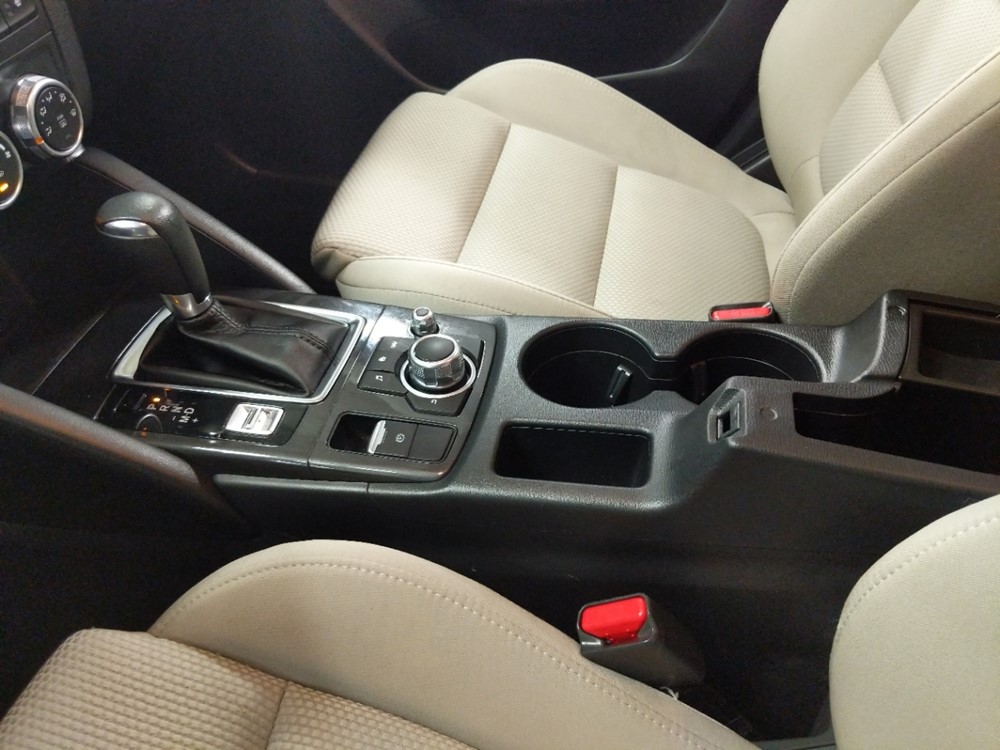 2016 Mazda CX-5 - Center Console/Cup Holders
