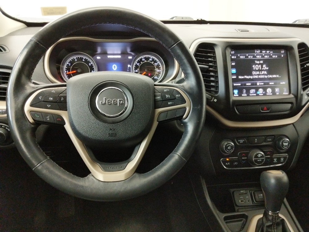 2015 Jeep Cherokee - Driver Dash