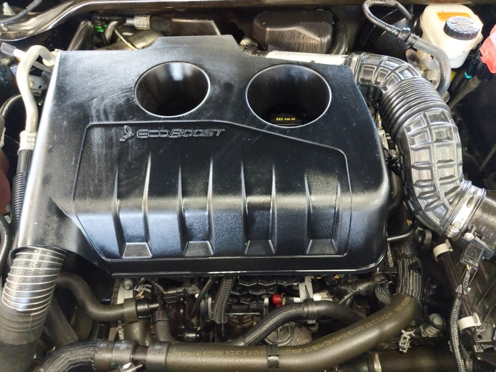 2015 Ford Taurus - Engine