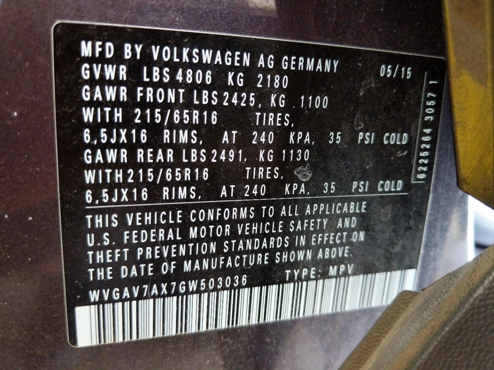 2016 Volkswagen Tiguan - VIN Plate