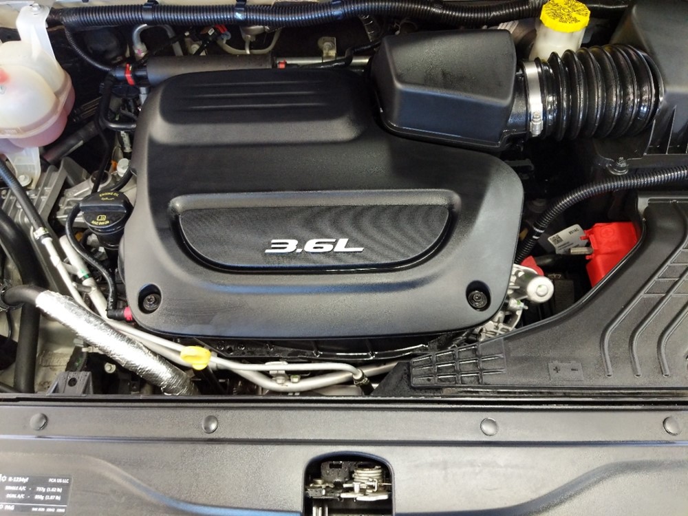 2017 Chrysler Pacifica - Engine