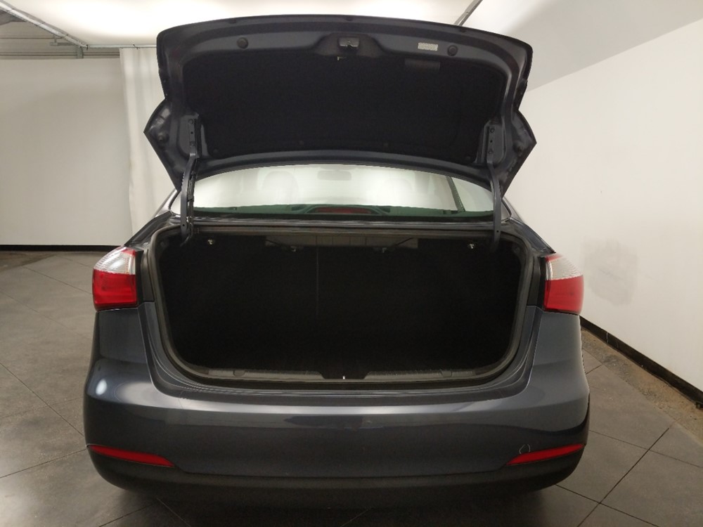 2016 Kia Forte - Trunk
