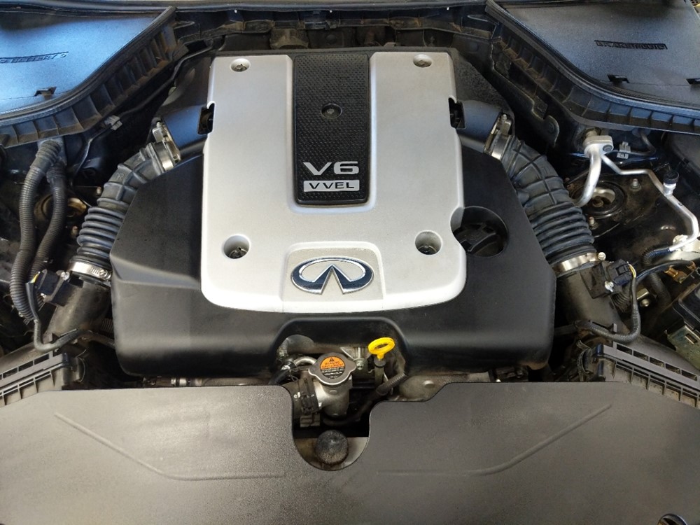 2015 INFINITI Q50 - Engine