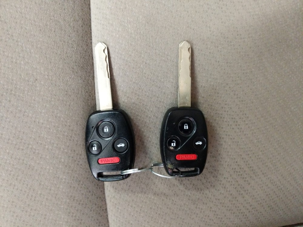2013 Honda Civic - Keys