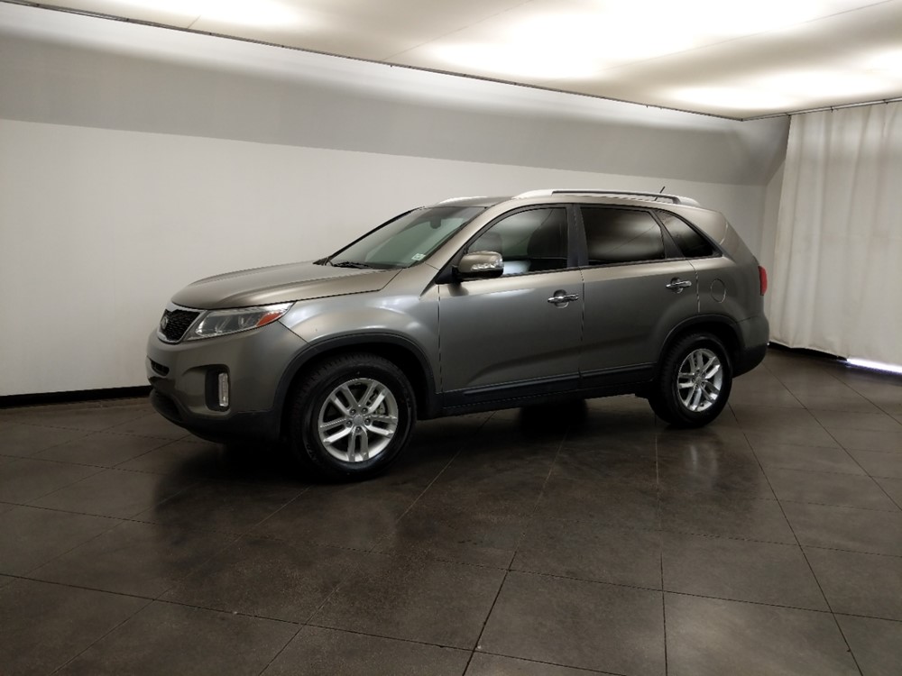 2015 Kia Sorento - Driver Front Side