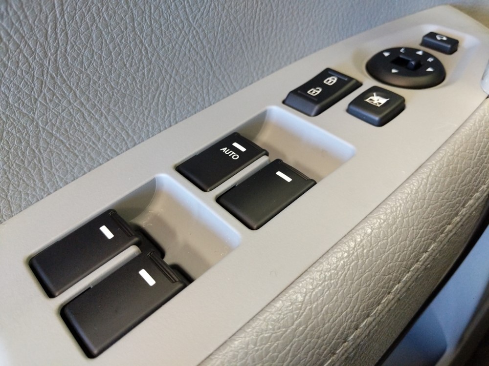 2015 Kia Sorento - Driver Power Windows/Lock Control
