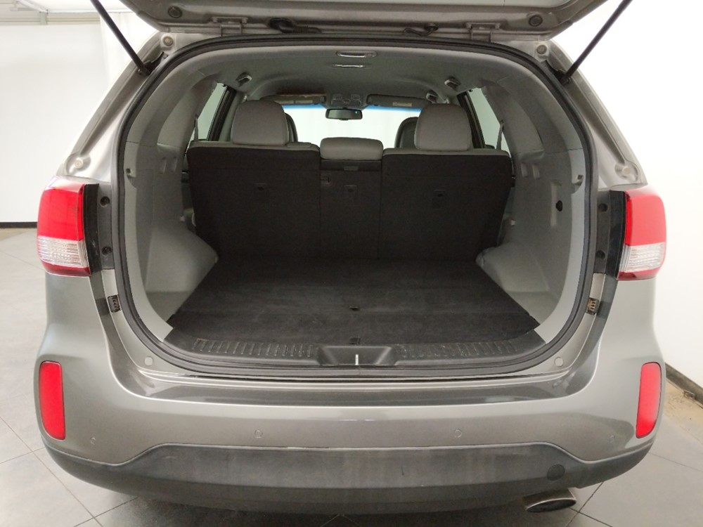 2015 Kia Sorento - Trunk