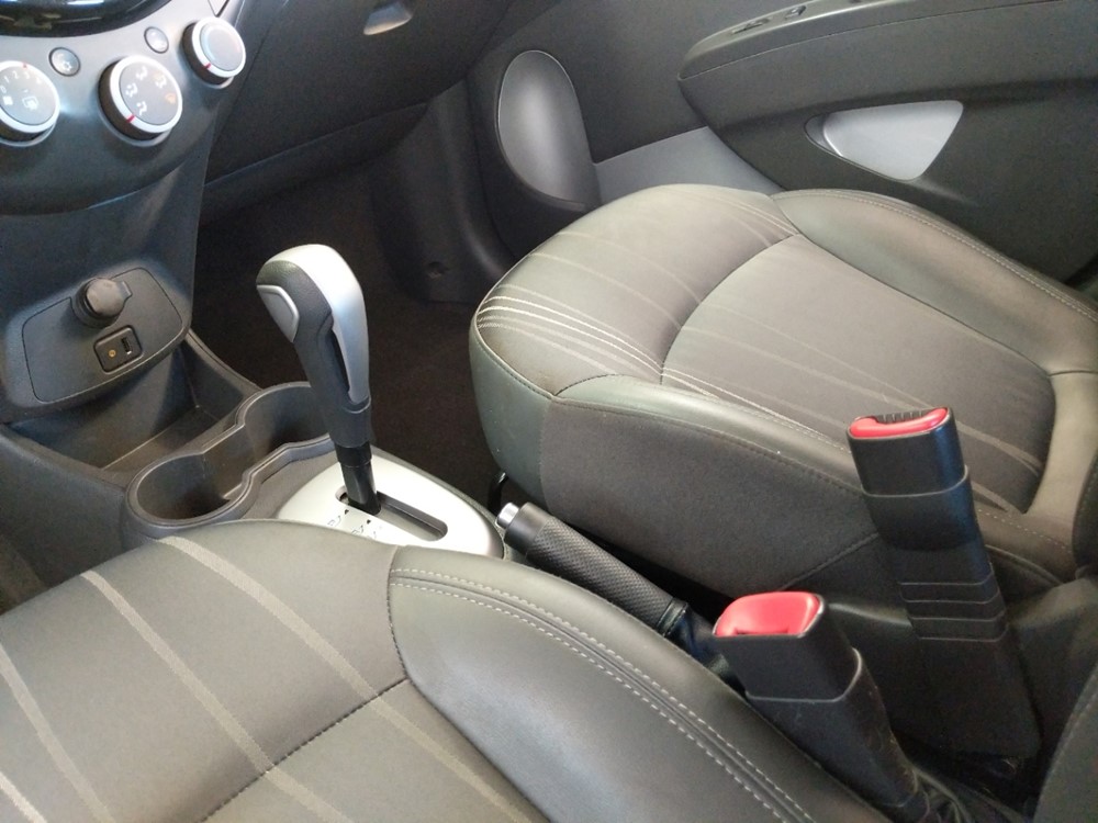 2015 Chevrolet Spark - Center Console/Cup Holders
