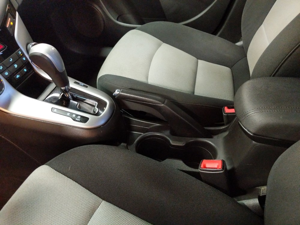 2016 Chevrolet Cruze - Center Console/Cup Holders