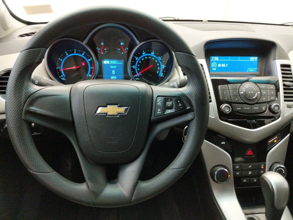 2016 Chevrolet Cruze - Driver Dash