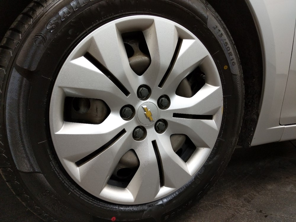 2016 Chevrolet Cruze - Wheel