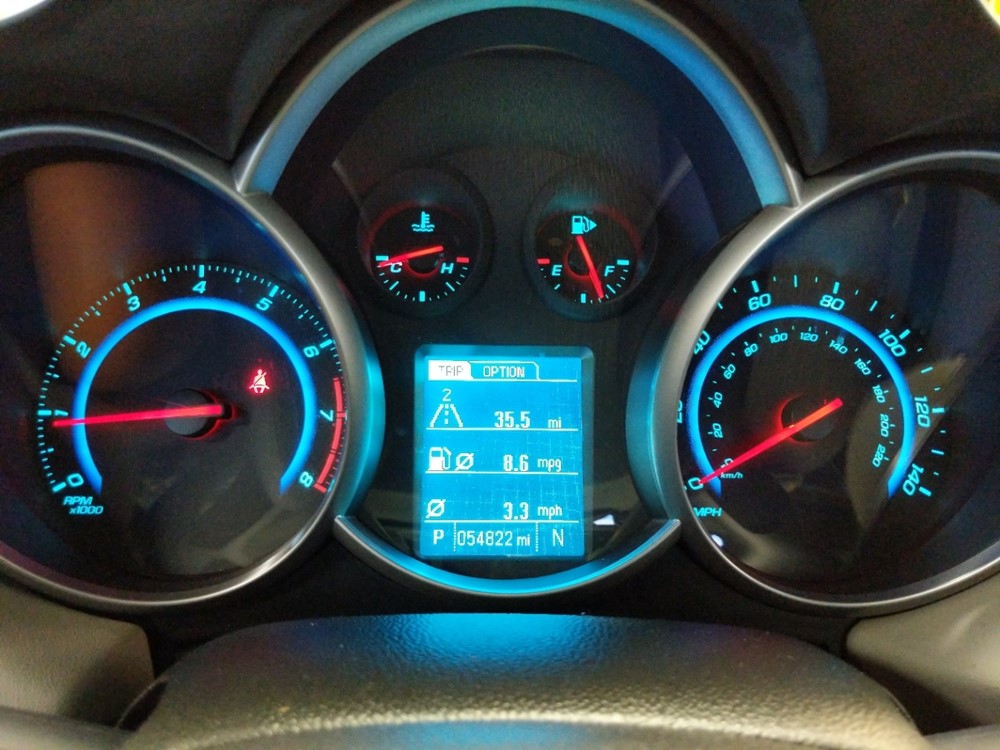 2016 Chevrolet Cruze - Odometer Close Up