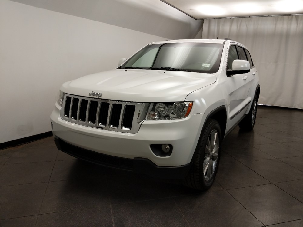 2013 Jeep Grand Cherokee - Driver Front Hood