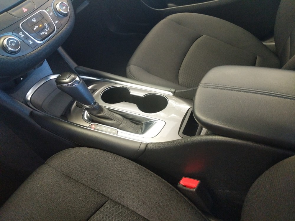 2017 Chevrolet Malibu - Center Console/Cup Holders