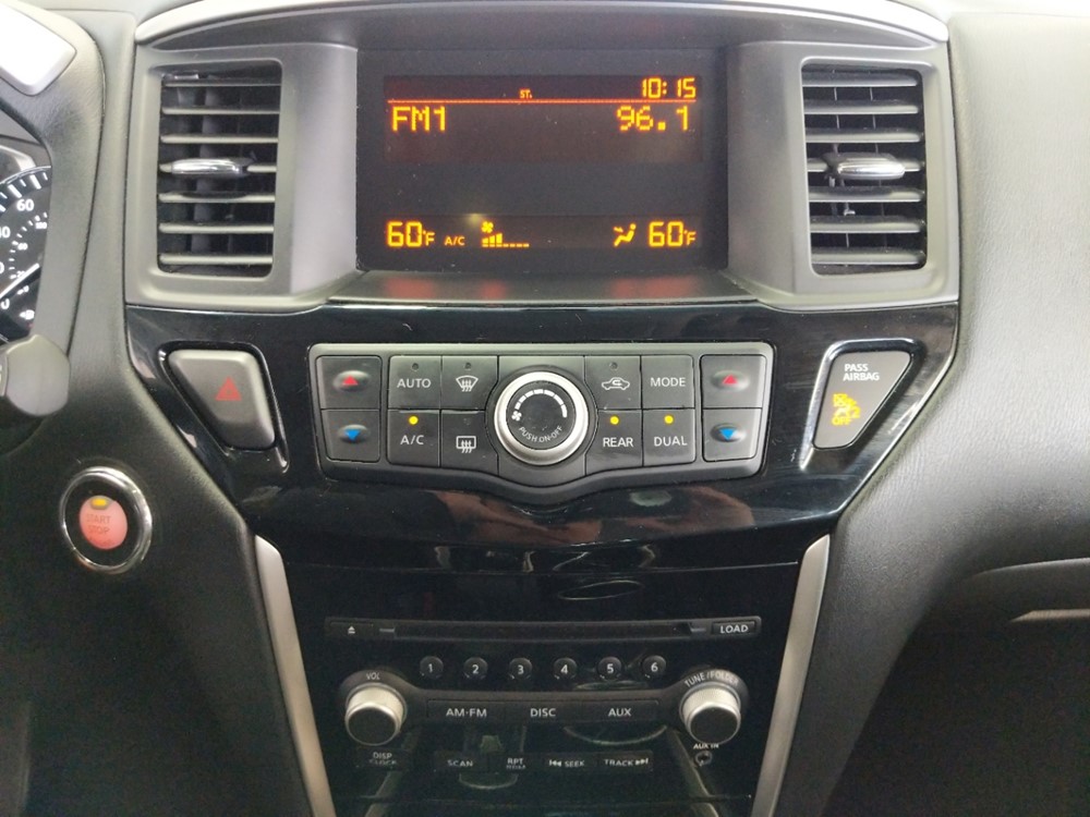 2016 Nissan Pathfinder - Stereo Package