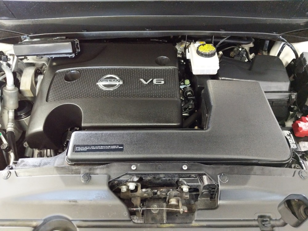 2016 Nissan Pathfinder - Engine