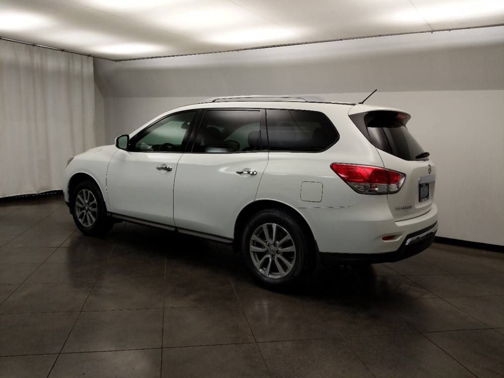 2016 Nissan Pathfinder - Driver Rear Side