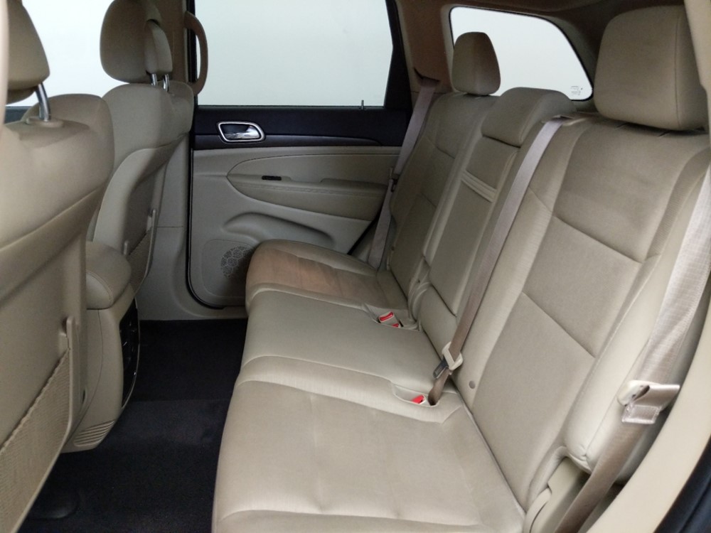 2017 Jeep Grand Cherokee - Driver Rear Seat