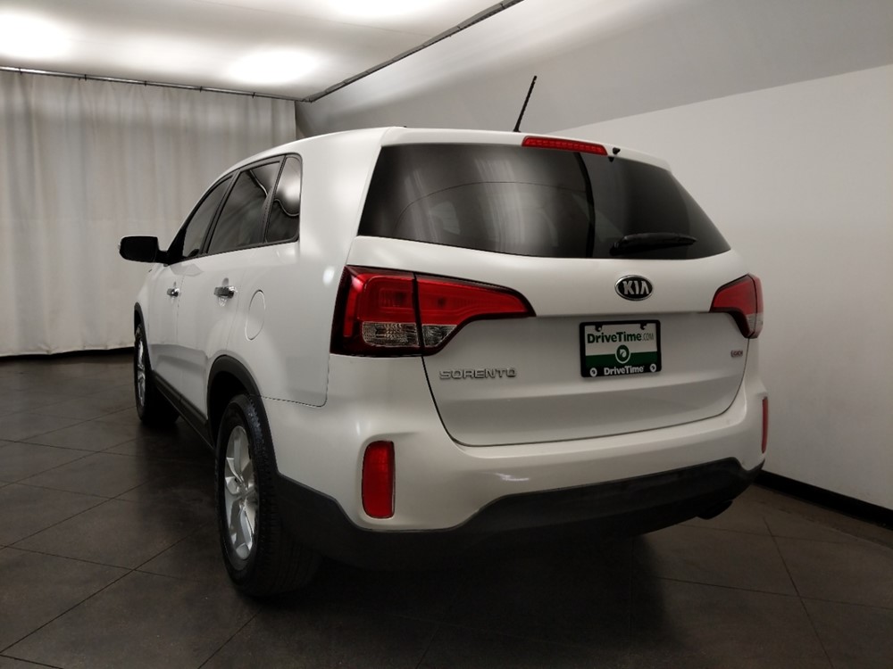 2014 Kia Sorento - Driver Rear Trunk
