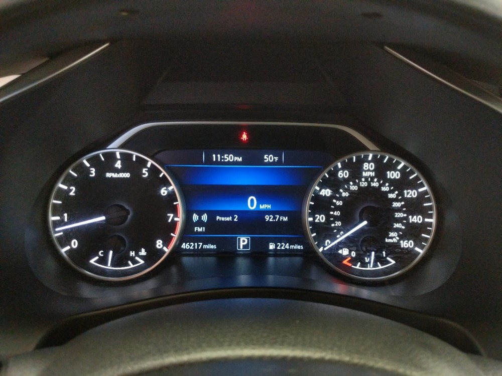 2017 Nissan Murano - Odometer Close Up
