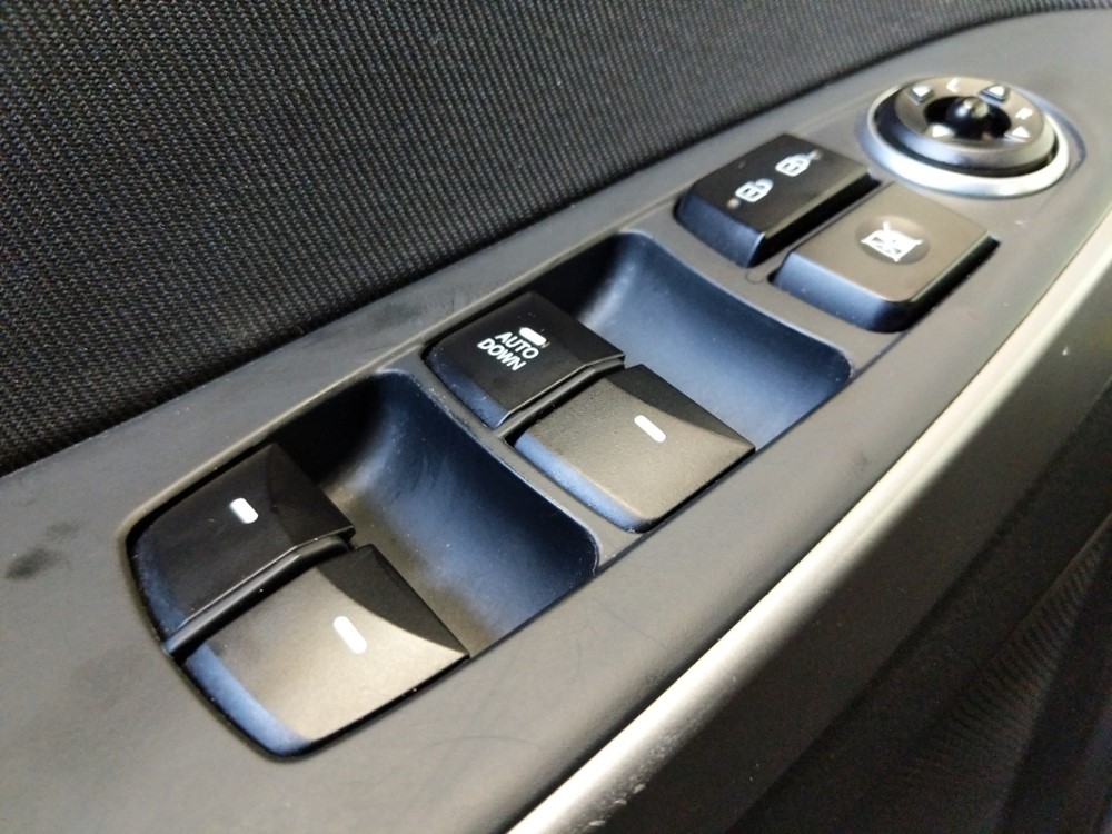 2017 Hyundai Elantra - Driver Power Windows/Lock Control