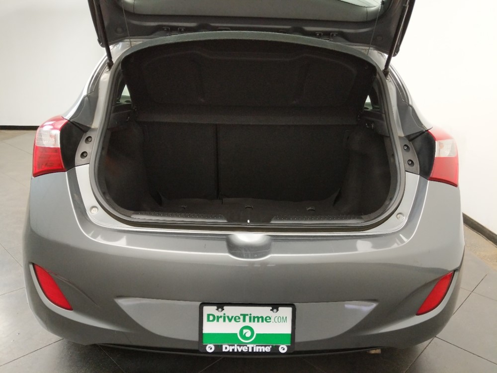 2017 Hyundai Elantra - Trunk