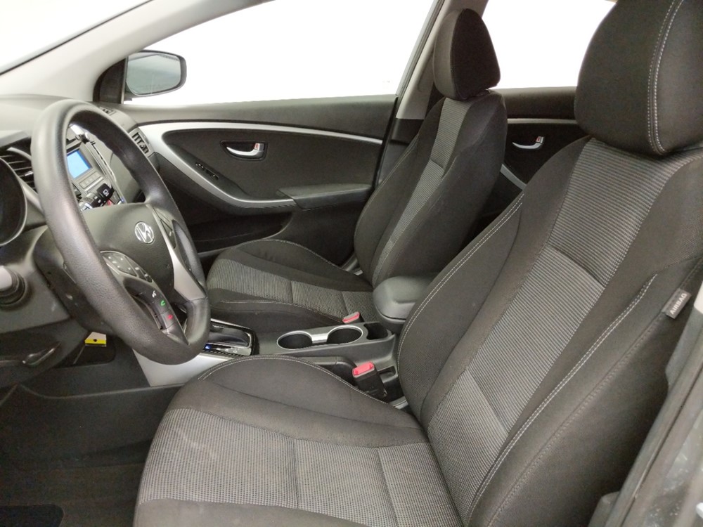 2017 Hyundai Elantra - Driver Front Seat