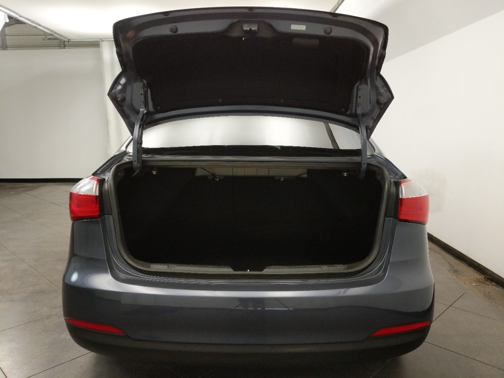 2016 Kia Forte - Trunk