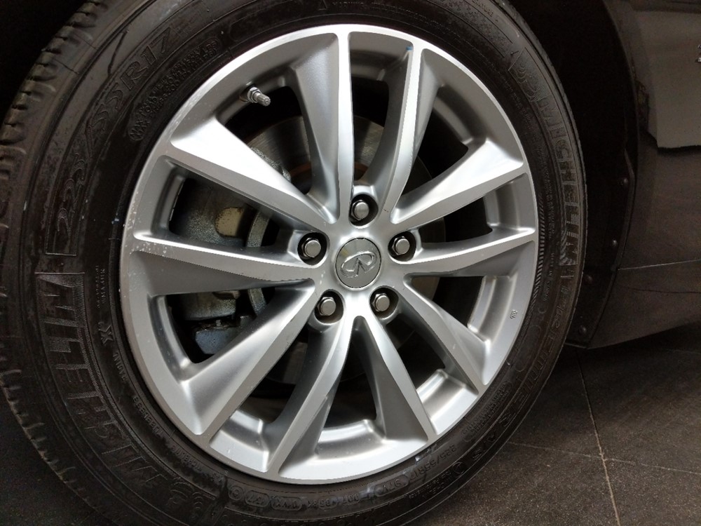 2015 INFINITI Q50 - Wheel