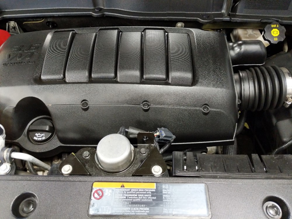 2011 GMC Acadia - Engine