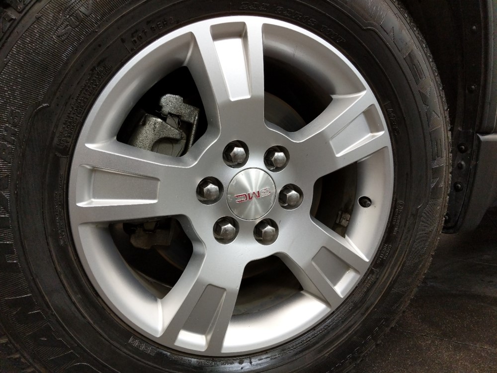 2011 GMC Acadia - Wheel