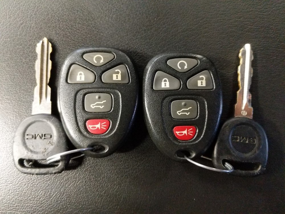 2011 GMC Acadia - Keys