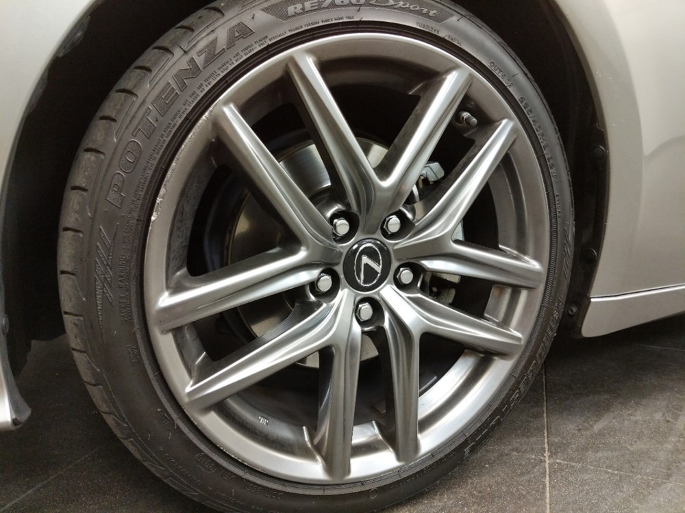 2015 Lexus IS 250 - Wheel