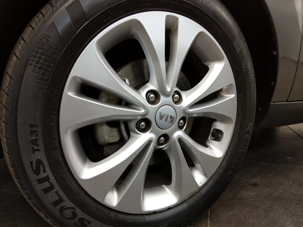2016 Kia Soul - Wheel