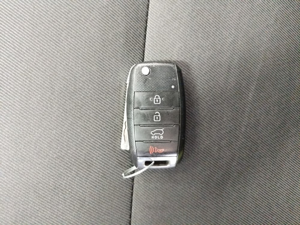 2016 Kia Soul - Keys