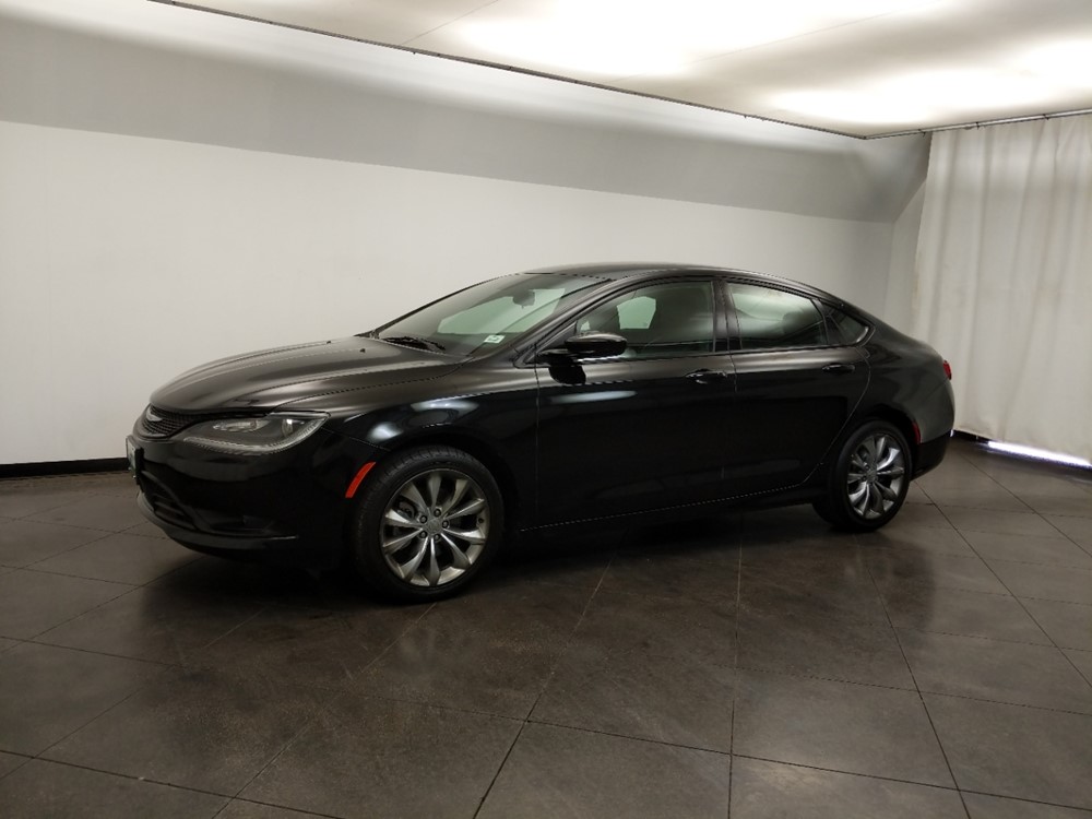 2015 Chrysler 200 - Driver Front Side