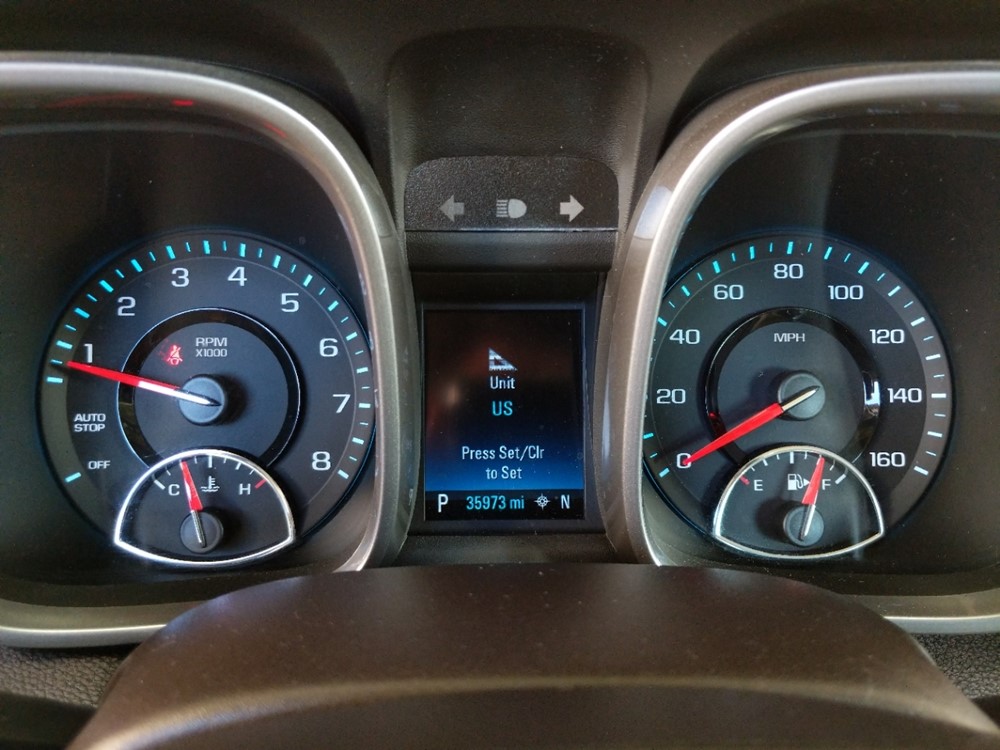 2016 Chevrolet Malibu - Odometer Close Up