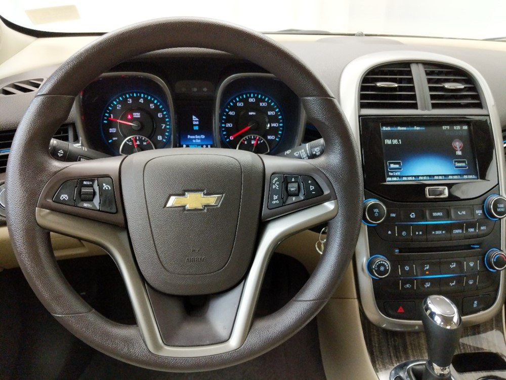 2016 Chevrolet Malibu - Driver Dash