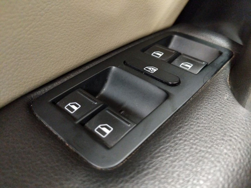 2015 Volkswagen Passat - Driver Power Windows/Lock Control