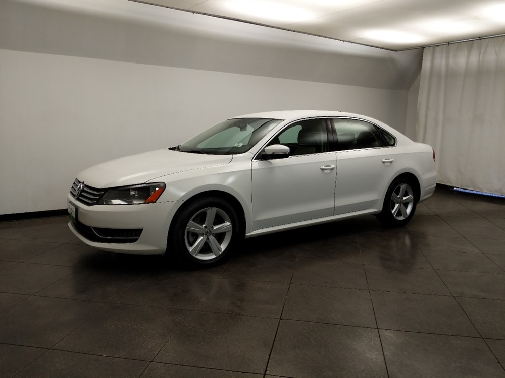 2015 Volkswagen Passat - Driver Front Side