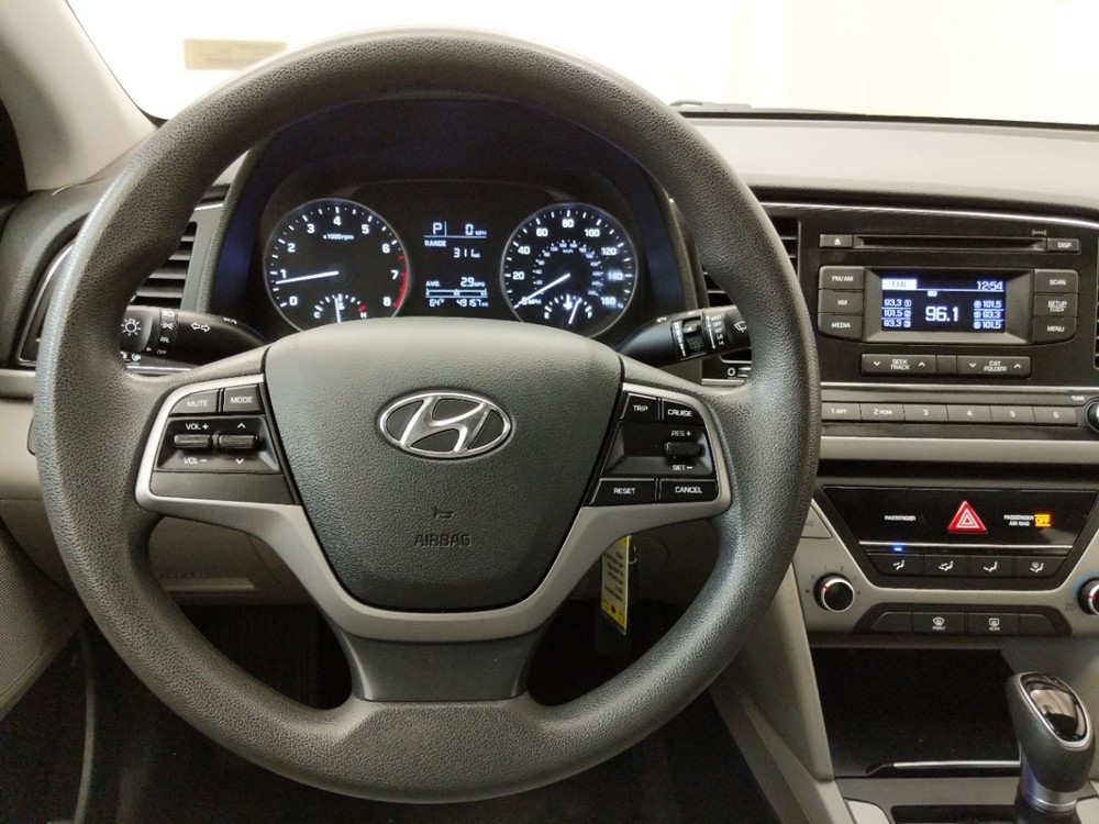 2017 Hyundai Elantra - Driver Dash