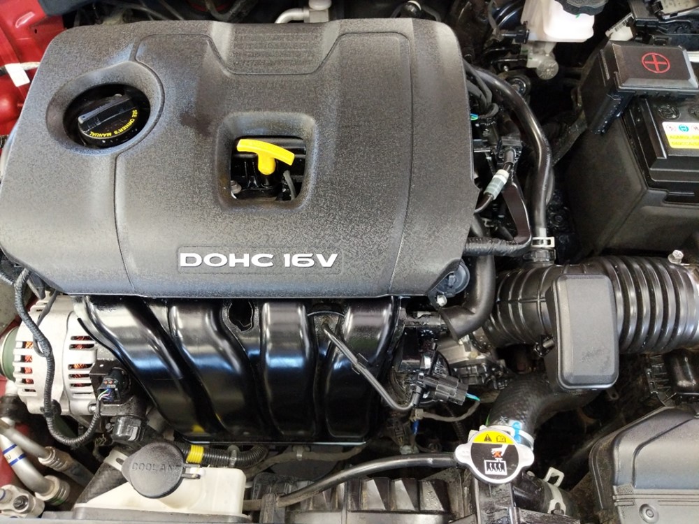 2017 Hyundai Elantra - Engine