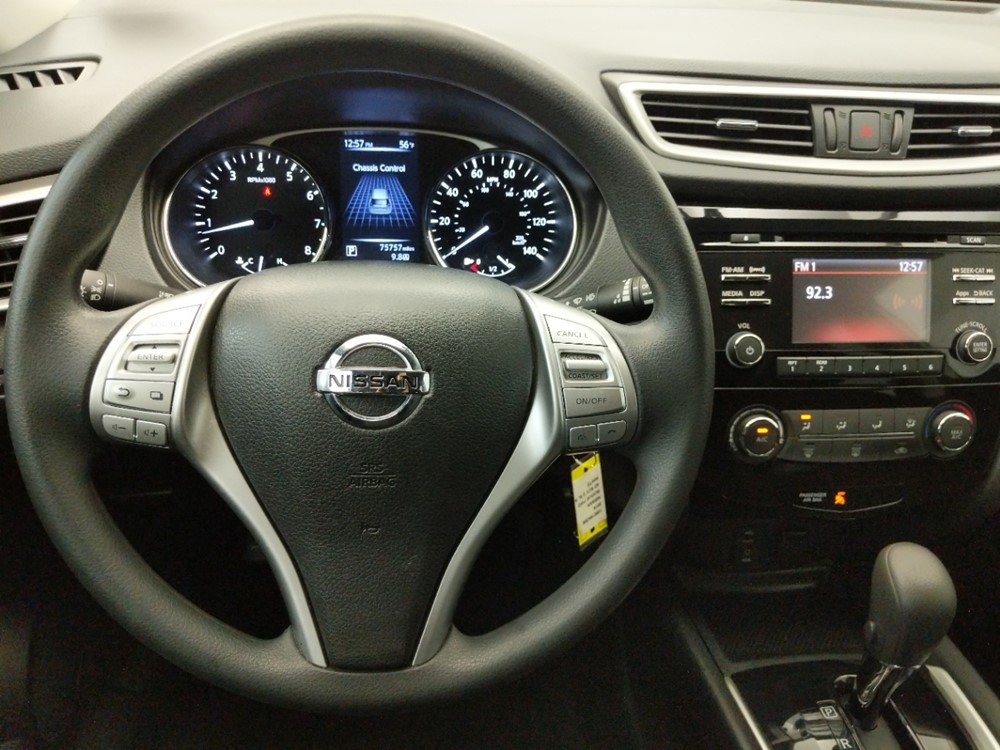 2016 Nissan Rogue - Driver Dash